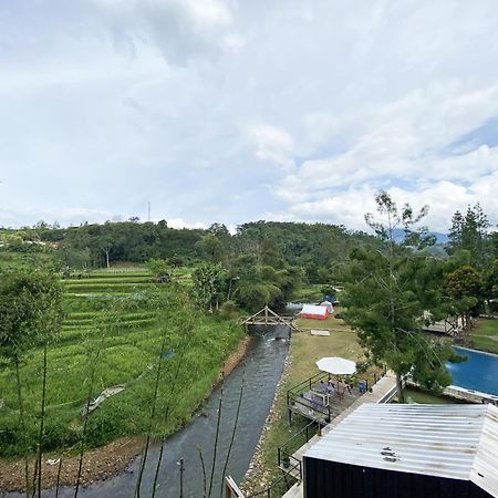Shine River Ciwidey Dış mekan fotoğraf